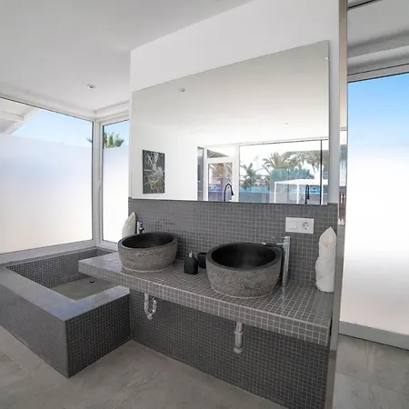 Willa Odyssey With Private Heated Pool In
