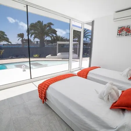 Odyssey With Private Heated Pool In 빌라 *